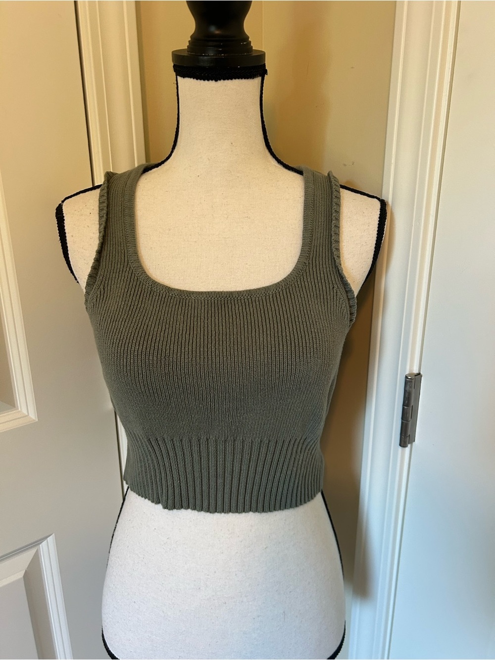 Forever 21 Olive Ribbed Square Neck knit Crop Tank